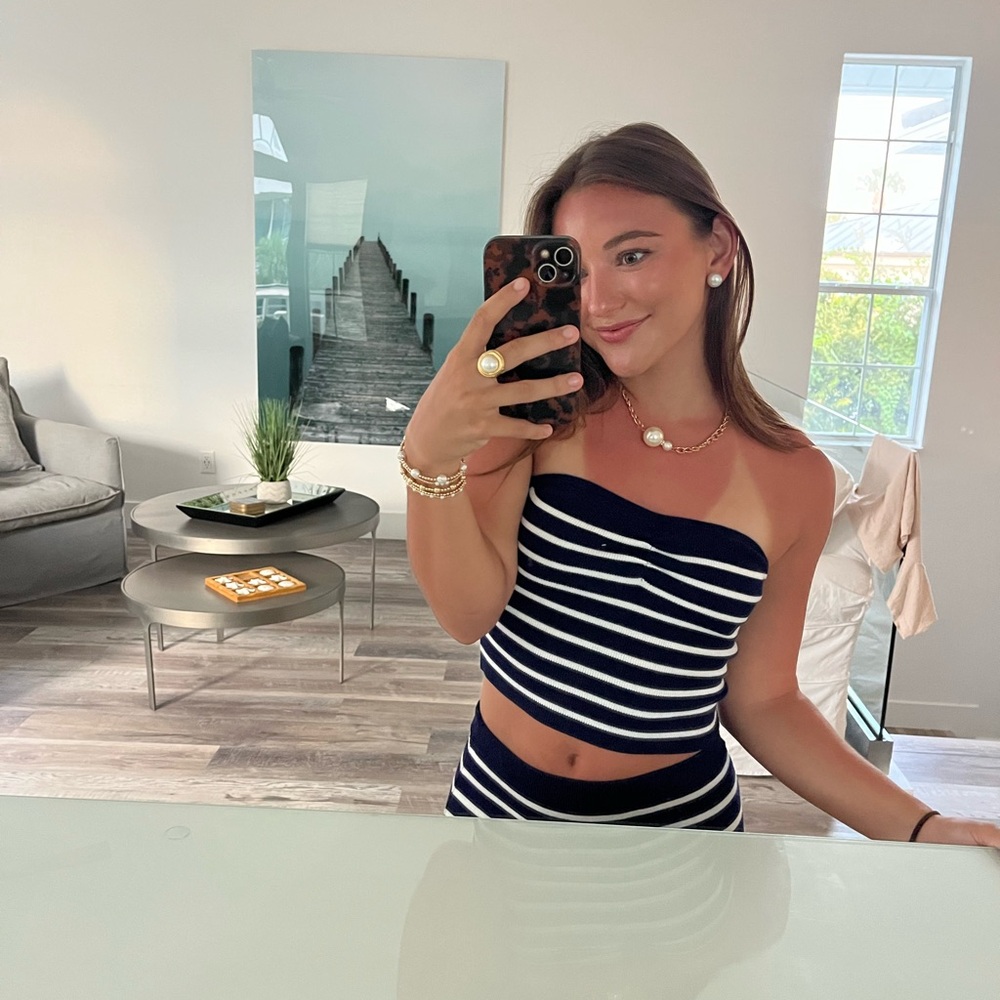 Meet your Posher, Ellie